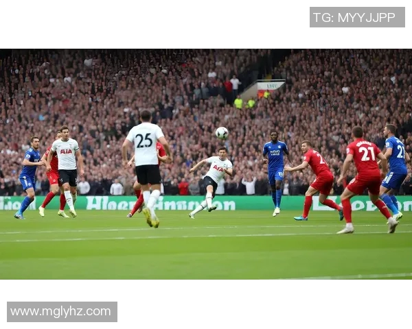 与足球明星合照的完美瞬间捕捉技巧与创意分享指南