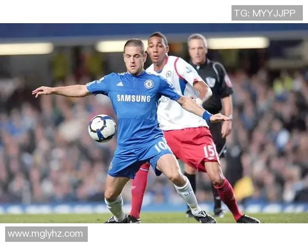 全球足球巨星的传奇故事与辉煌成就全景展示