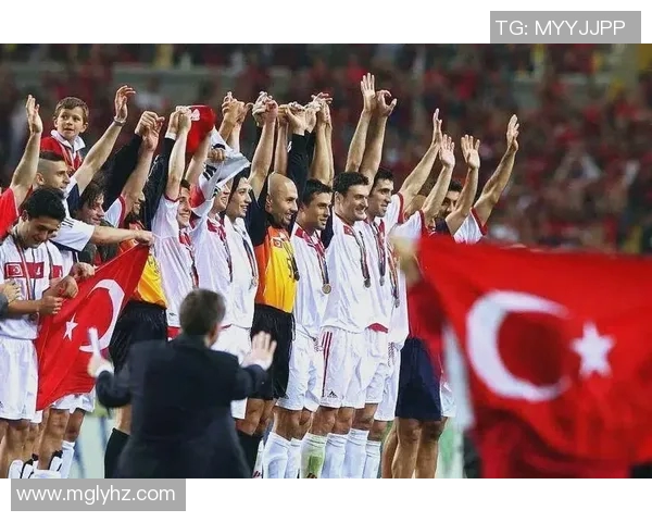 土耳其足球明星的辉煌历程与成就全解析